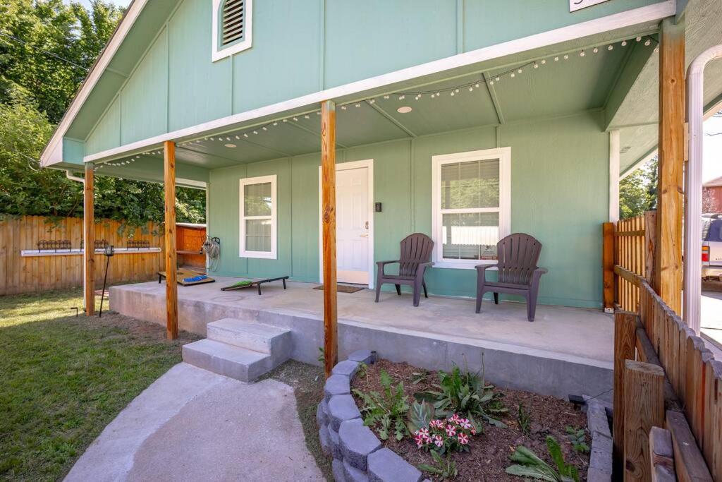 Holiday home Okc Casita - Newly Remodeled, Modern 2 Bedroom - Family And Pet Friendly Oklahoma City